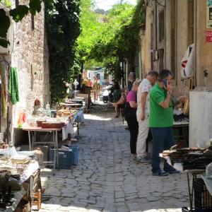Antiques street