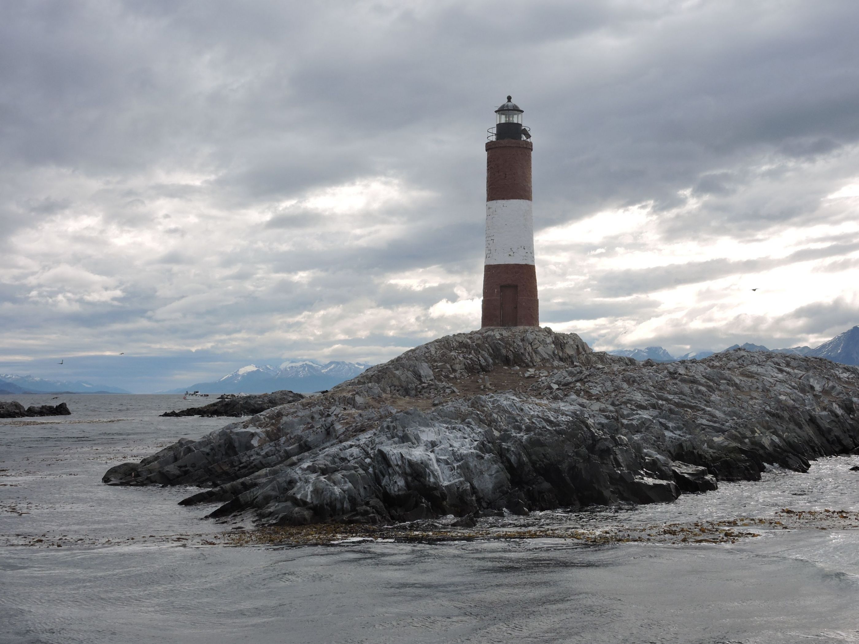 FARO FIN DEL MUNDO