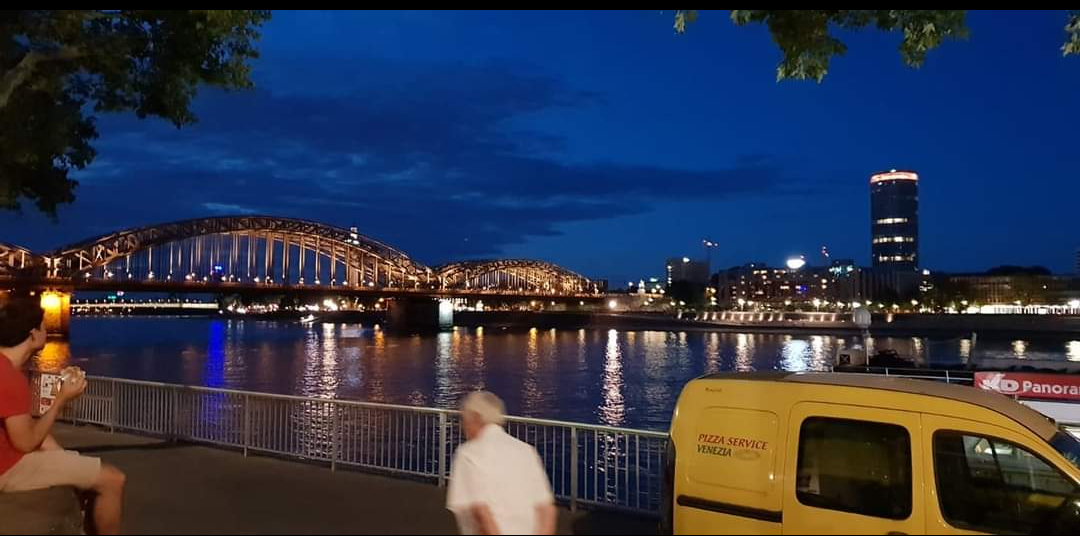 Köln/Cologne